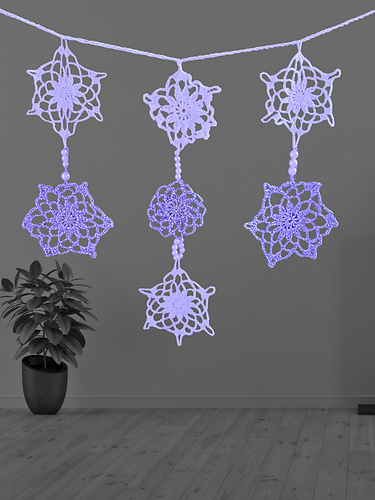 Ravelry: Snowflake Garland pattern by Susanna Biaye