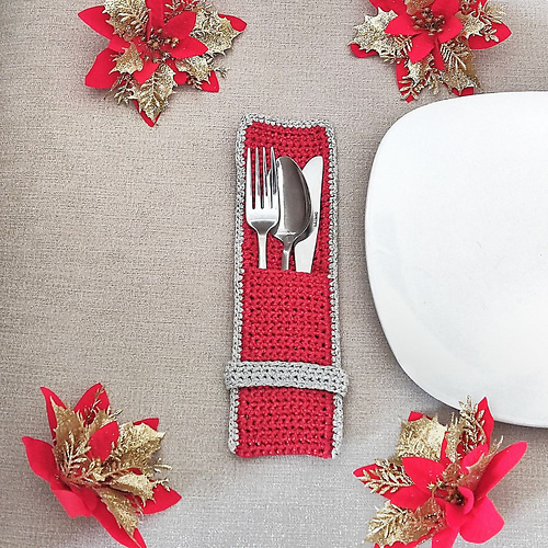 Ravelry Christmas Cutlery Holder pattern by Susanna Biaye