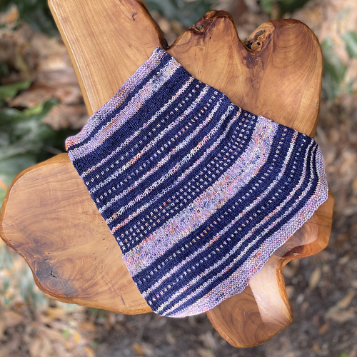 Collins Cowl - Laura Dobratz