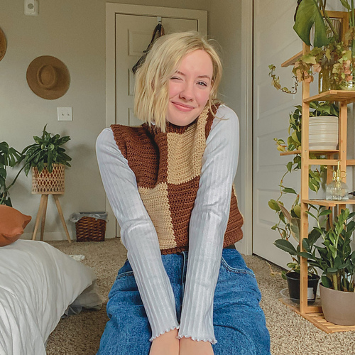 Crochet Checkerboard Sweater Vest photo 4