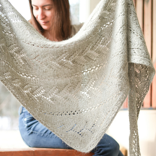 Loulou Lace Shawl