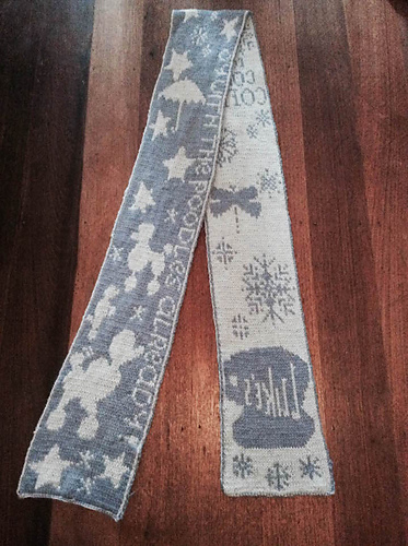 The Road to Stars Hollow Scarf photo 2