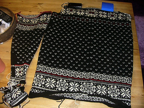 Ravelry: 12604 Rondane pattern by Dale Design
