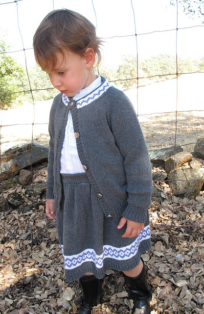 Ravelry: 1607 Child'd Skirt \u0026 Cardigan 