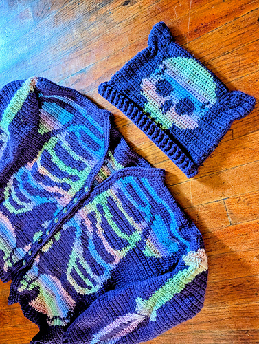 Memento Meowri Skull Beanie