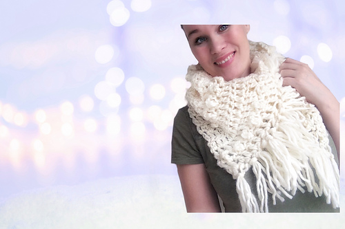Scarf with bubbles and fringes photo 3