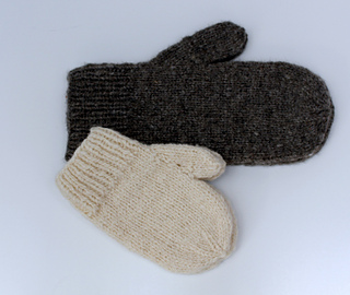 Ravelry: Simple Mittens pattern by Julia Marsh