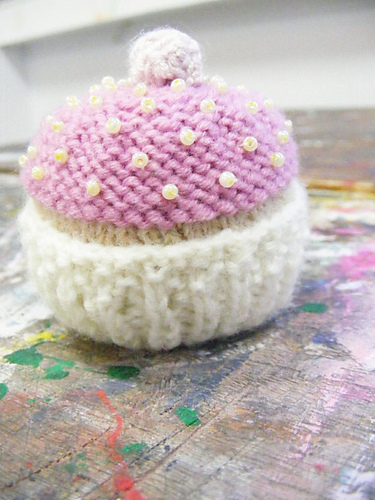 Knitted Cupcake photo 2