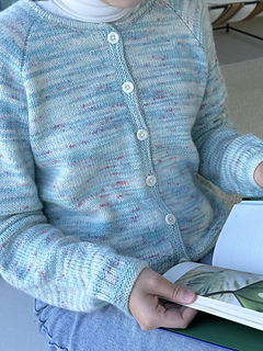 'Omilzomilstore' Fokland wool. Ma-Ru color. Size 4