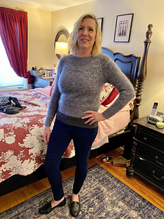 41" FO on 40" bust (1" of positive ease.)