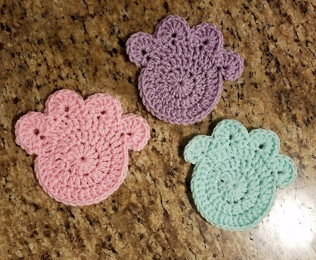 Ravelry Big Dog Coaster pattern by Suzy Edukaitis