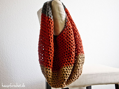 Gestreifte XXL Hobo Bag photo 1
