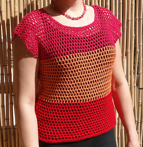 Helena's summer top photo 1