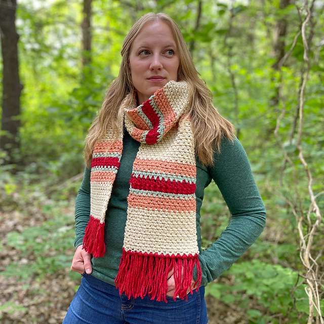 Ravelry Vintage Fall Scarf pattern by High Desert Yarn