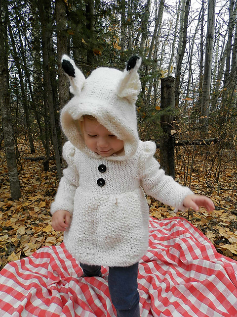 Ravelry: Snowshoe Hare Sweater pattern 