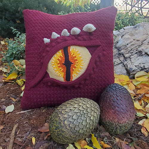 Dragon Eye Pillow photo 2