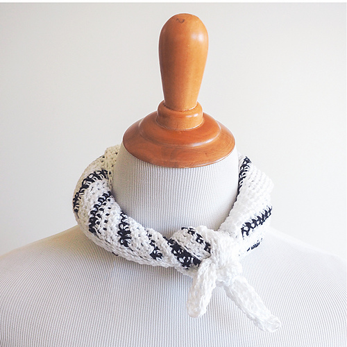 Striped Neck Scarf photo 5