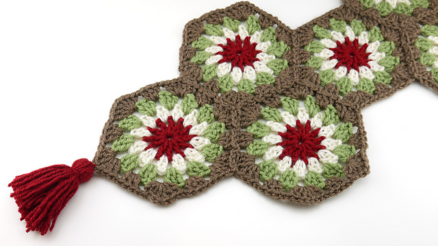 cozy table runner