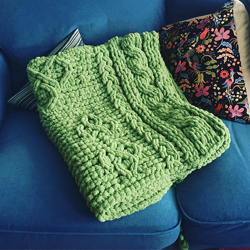Ravelry Celtic Shamrock Clover Blanket pattern by I Love My Blanket