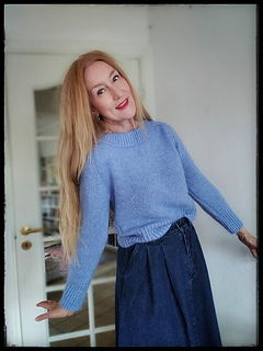 the pattern suggest also alternative yarn.