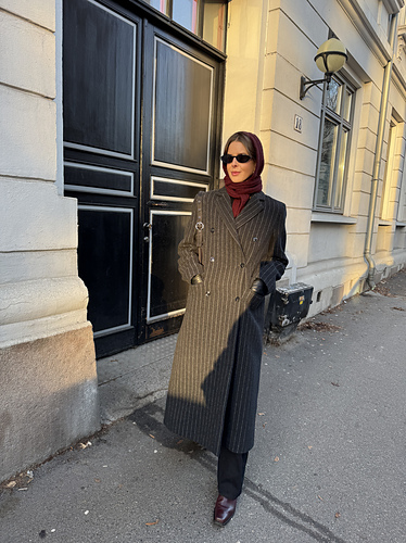 Thelma Genser-sjal - Ingrid Dyb