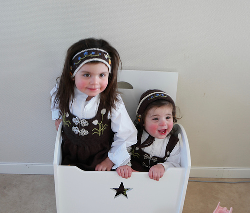 Stor Senja-inspirert Festdrakt 3-8 år - IngriPingri- Design laget av Ingrid Gamst