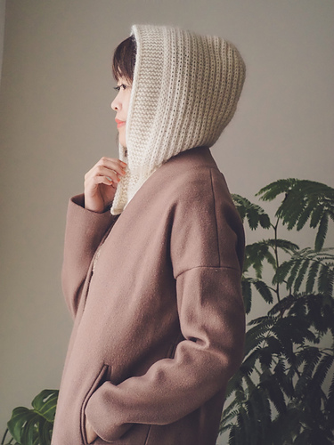 Lena Genser med hette - Irene Lin