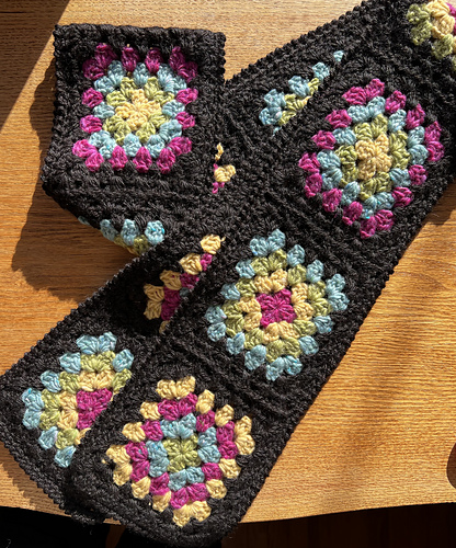 Granny Square Scarf