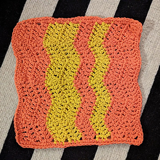 Ravelry: iswimlikeafish's Wavy Chevron Crochet Dishcloth