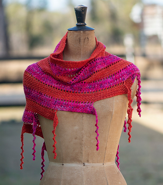 Break Free and Twirl Shawl
