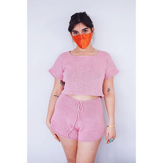 Model has a 29" waist and 34" bust and is wearing a 44" (M) garment.