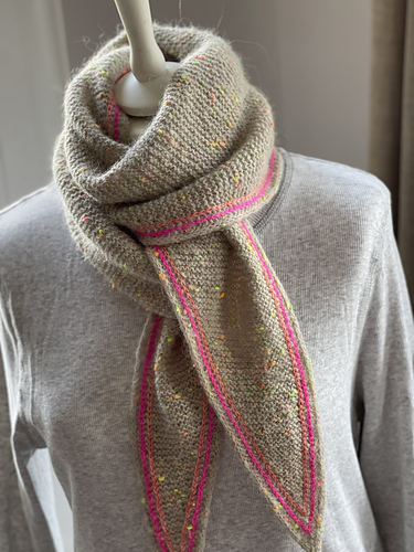 Pier 62 Sjal - Joanna Herriott