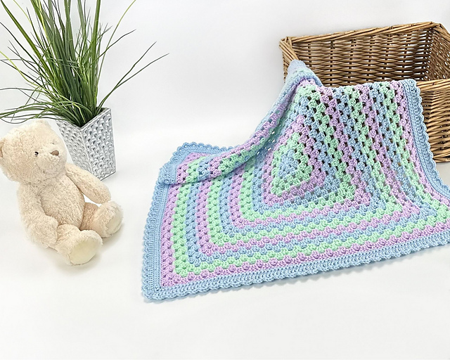 ravelry-continuous-granny-square-blanket-pattern-by-jo-edwards