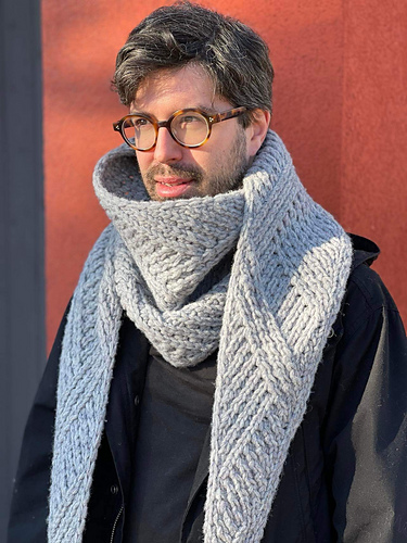 Ravelry: GACA SHAWL pattern by Jean-Philippe Cliche