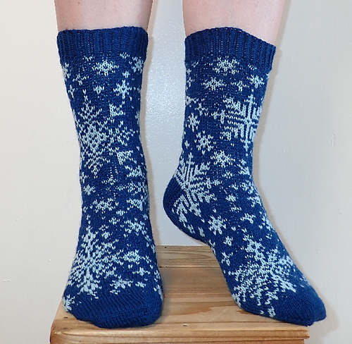 Ravelry: Arctic Blizzard pattern by Katrine Birkenwasser