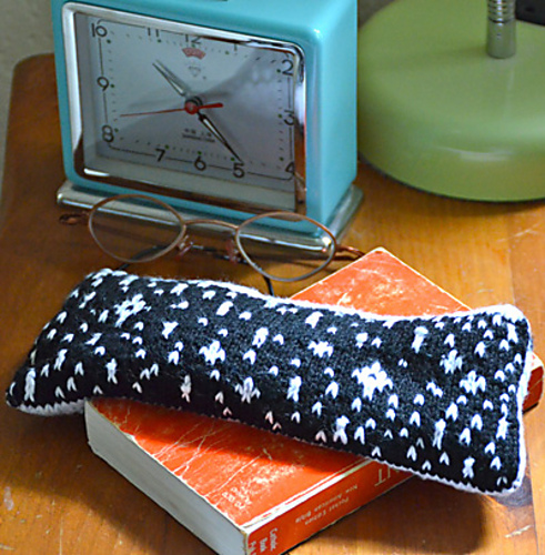Stars and Stares Eye Pillow photo 2