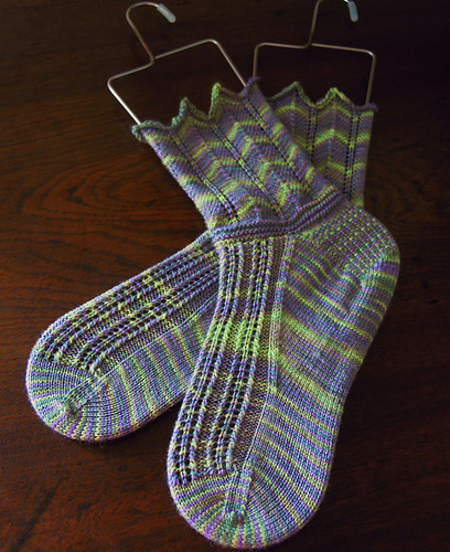 Ravelry: Della Socks pattern by Holly Terrell