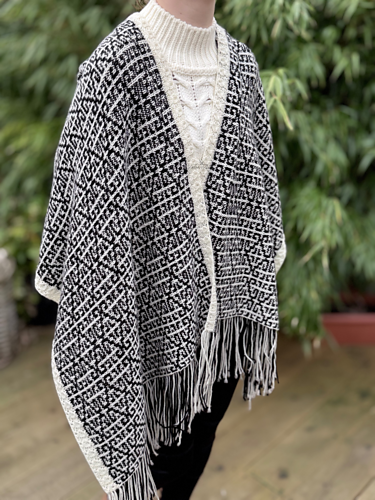 Ravelry: Midnight Mosaic Shawl pattern by Kasia Krzyzyk
