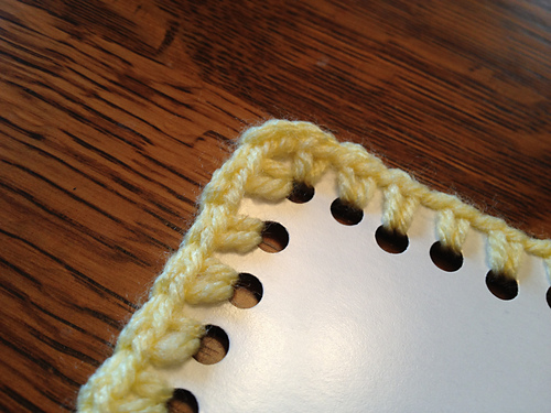 How to Crochet Around a Picture photo 3