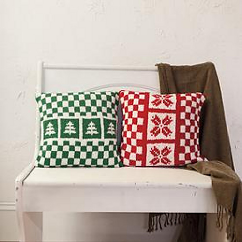 Ravelry Holiday Pillow Set pattern by Karen Marlatt