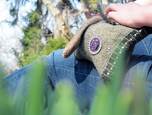 Know It All Programmable Felted Bag photo 3