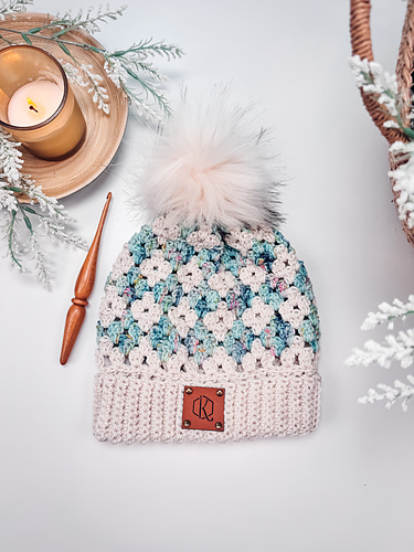 Diamond Granny Stitch Crochet Hat photo 9