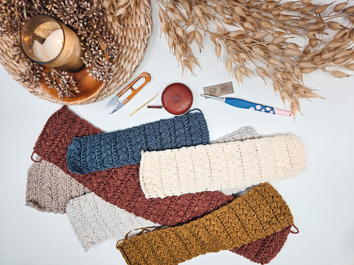 Twisted Wheat Stitch™ Earwarmer photo 7