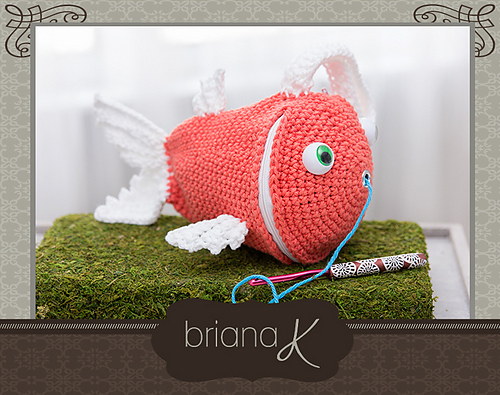 Fish Wristlet Yarn Holder Bag photo 2