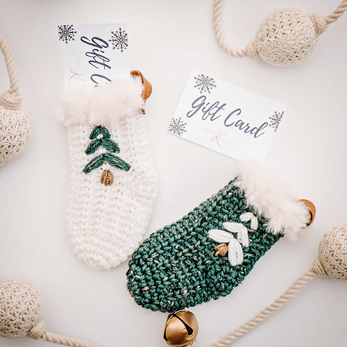 Crochet Stocking + Gift Card Holder photo 6