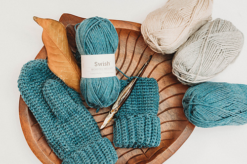 Crochet Knit-Look Mittens photo 3