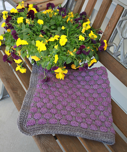 Bulky Baby Bubble Blanket photo 1