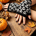 Spooky Halloween Skull Mitts pattern