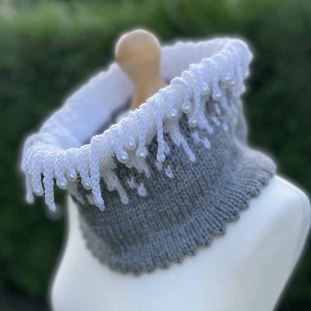 Icicle Cowl and Gloves
