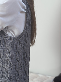 Ravelry: The Knitonomy Pearl Vest pattern by Magdalena Parker
